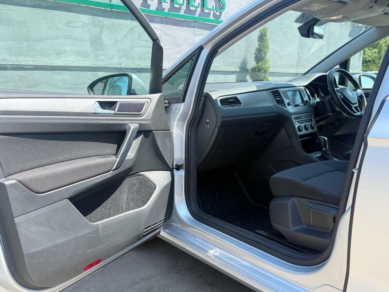 Volkswagen Golf SV Hatchback Silver #18