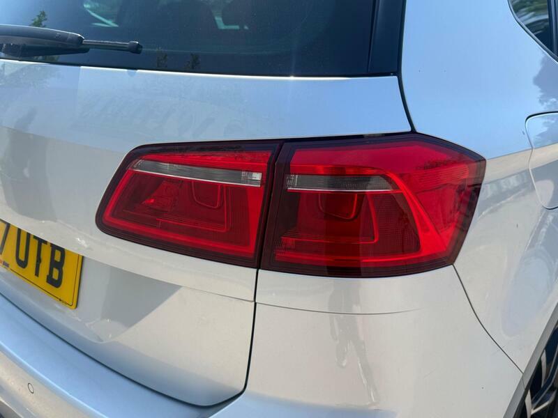 Volkswagen Golf SV Hatchback Silver #30