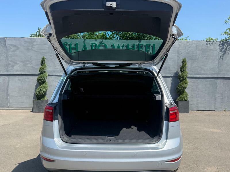 Volkswagen Golf SV Hatchback Silver #10