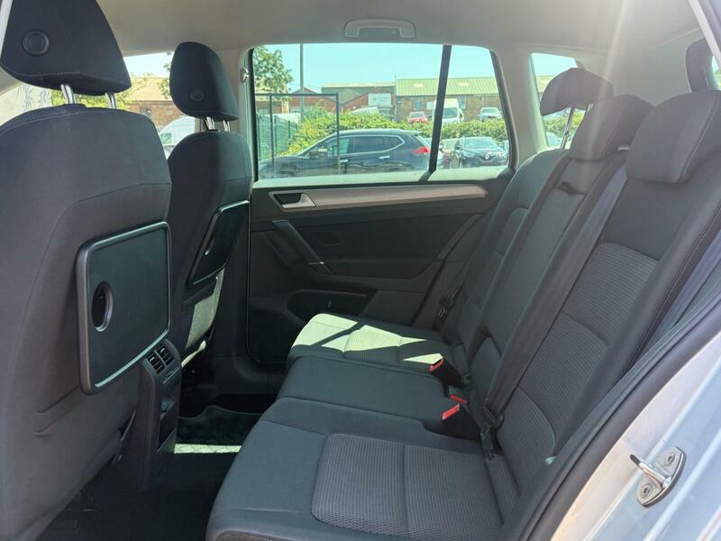 Volkswagen Golf SV Hatchback Silver #26