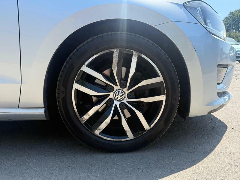 Volkswagen Golf SV Hatchback Silver #40