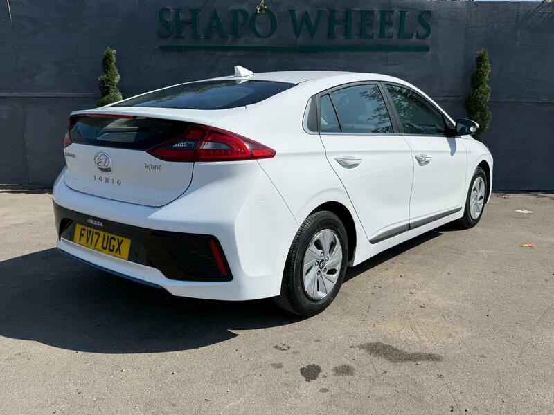 Hyundai Ioniq 1.6 H-gdi Premium Hatchback Hybrid Dct White #5