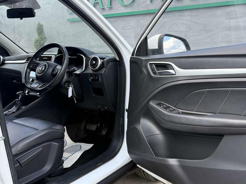 MG ZS 1.5 Exclusive 105 Bhp White #12