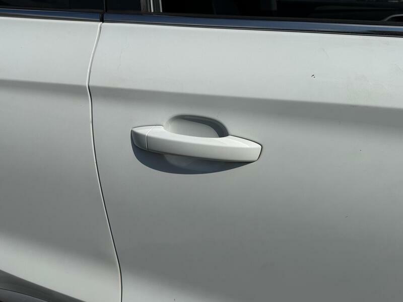 MG ZS 1.5 Exclusive 105 Bhp White #31