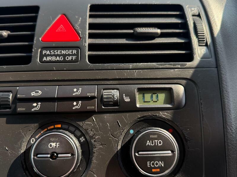 Volkswagen Touran Silver #46