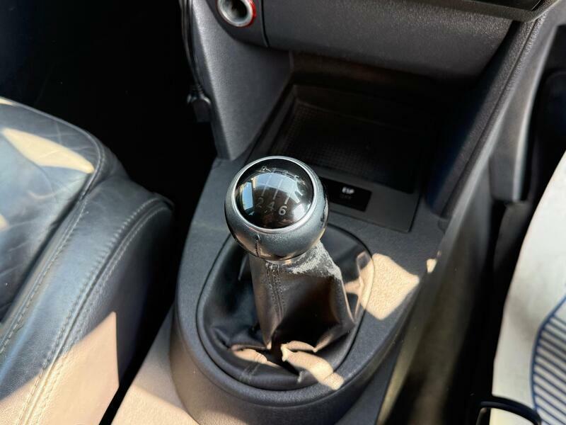 Volkswagen Touran Silver #41