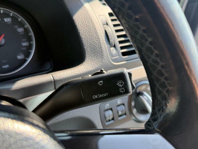 Volkswagen Touran Silver #38