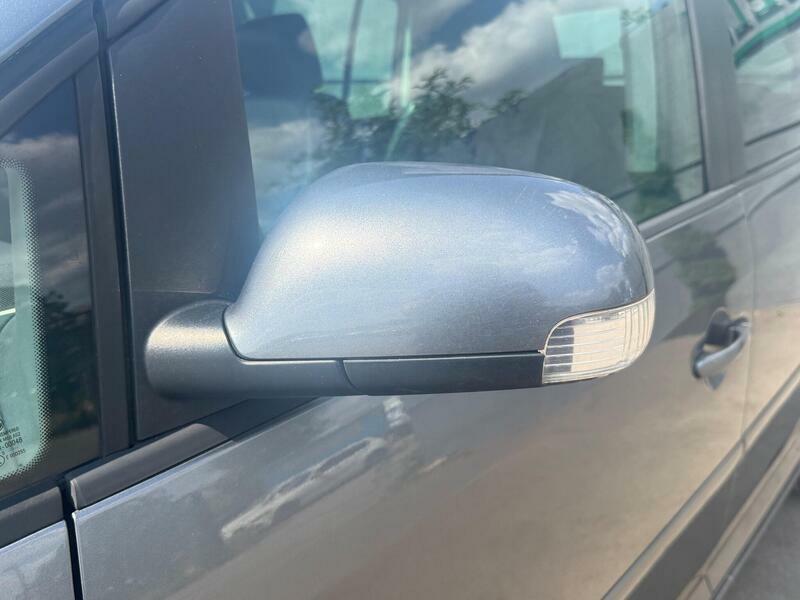 Volkswagen Touran Silver #31