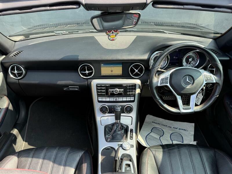Mercedes-Benz SLK 1.8 Slk200 Blueefficiency Amg Sport Convertible Black #3