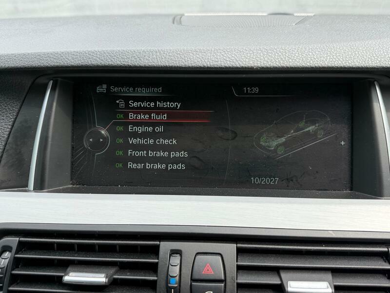 BMW 5 Series Saloon Blue #57