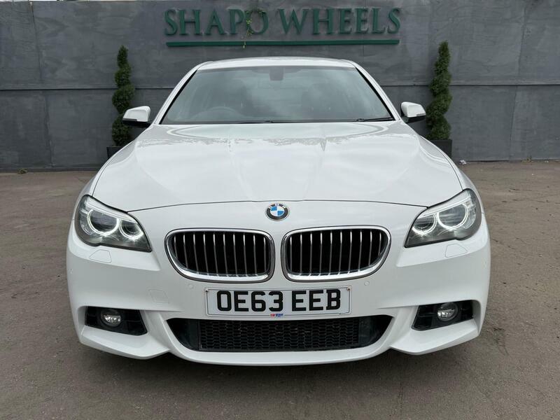 BMW 5 Series Saloon Blue #8