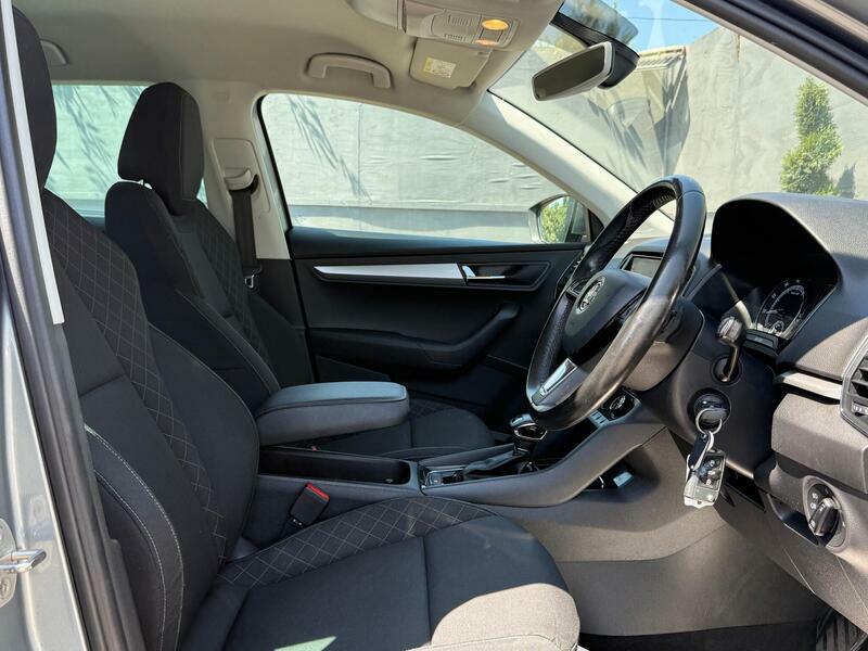 Skoda Karoq  White #15