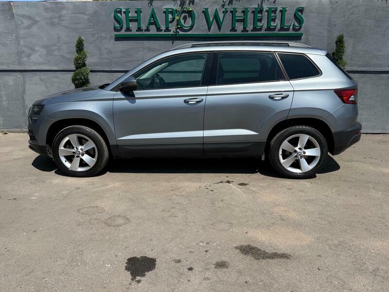 Skoda Karoq  White #7