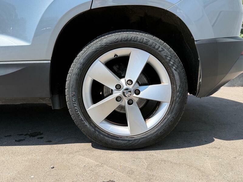 Skoda Karoq  White #36