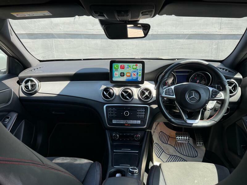 Mercedes-Benz GLA Class 1.6 Gla200 Amg Line Premium Suv 7G-dc Silver #4