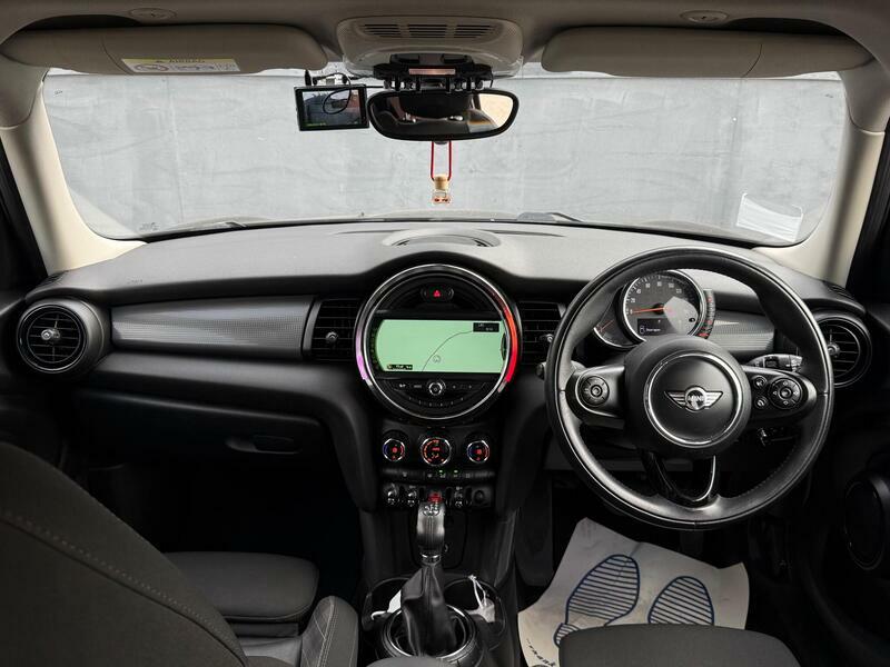 Mini Hatch 1.5 Cooper Hatchback Euro 6 S S Black #3