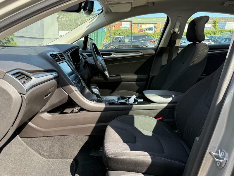 Ford Mondeo 2.0 Tdci Titanium 2015 Red #19