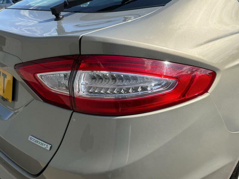 Ford Mondeo 2.0 Tdci Titanium 2015 Red #29