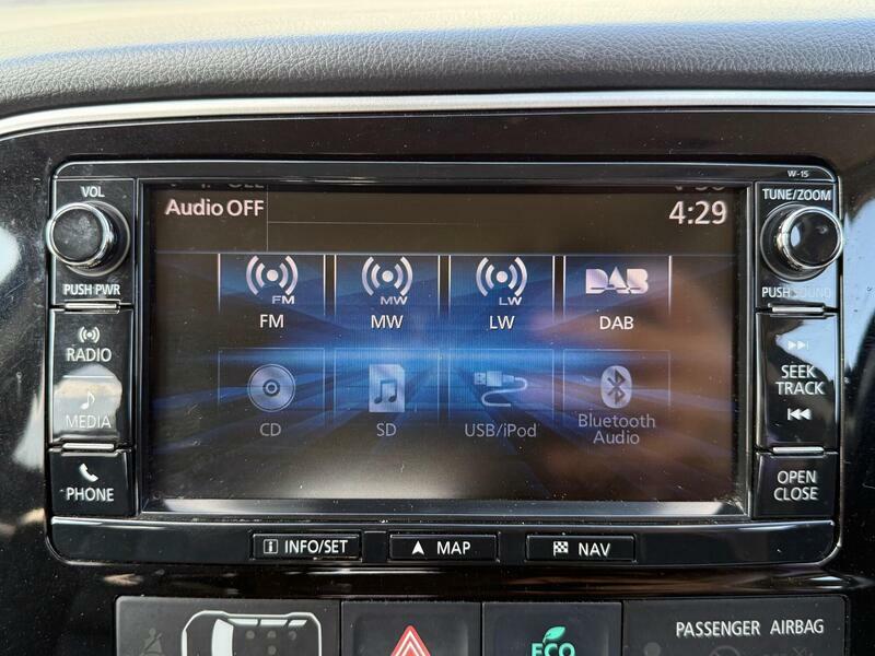 Mitsubishi Outlander 2015 15 2.0H Grey #58