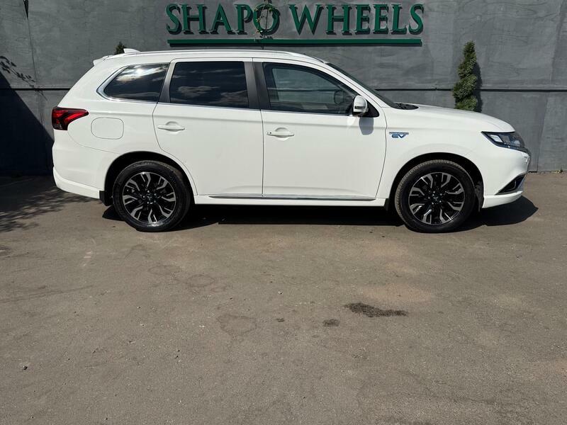 Mitsubishi Outlander 2.0H 12Kwh Gx4hs Suv Plug-in Hybrid Cvt White #6
