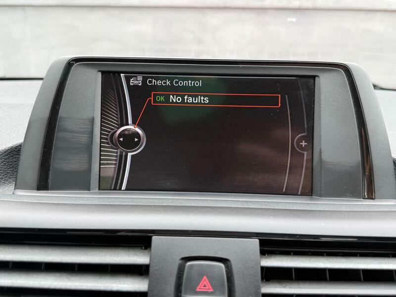 BMW 1 Series 116D Es Silver #51