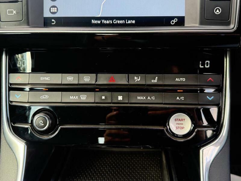 Jaguar XE 2.0 Prestige 161 Bhp White #52