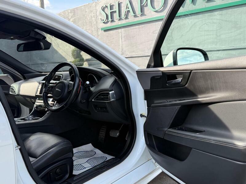 Jaguar XE 2.0 Prestige 161 Bhp White #12
