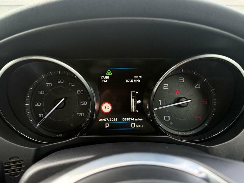Jaguar XE 2.0 Prestige 161 Bhp White #60