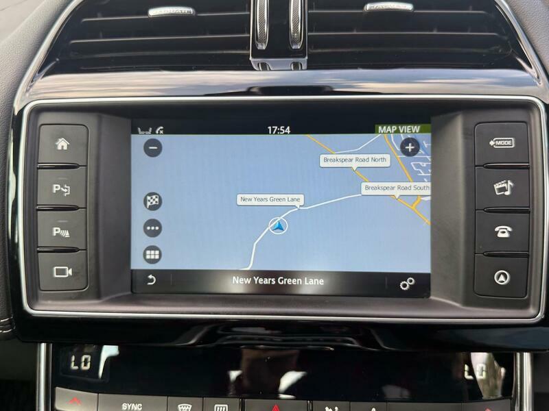 Jaguar XE 2.0 Prestige 161 Bhp White #53
