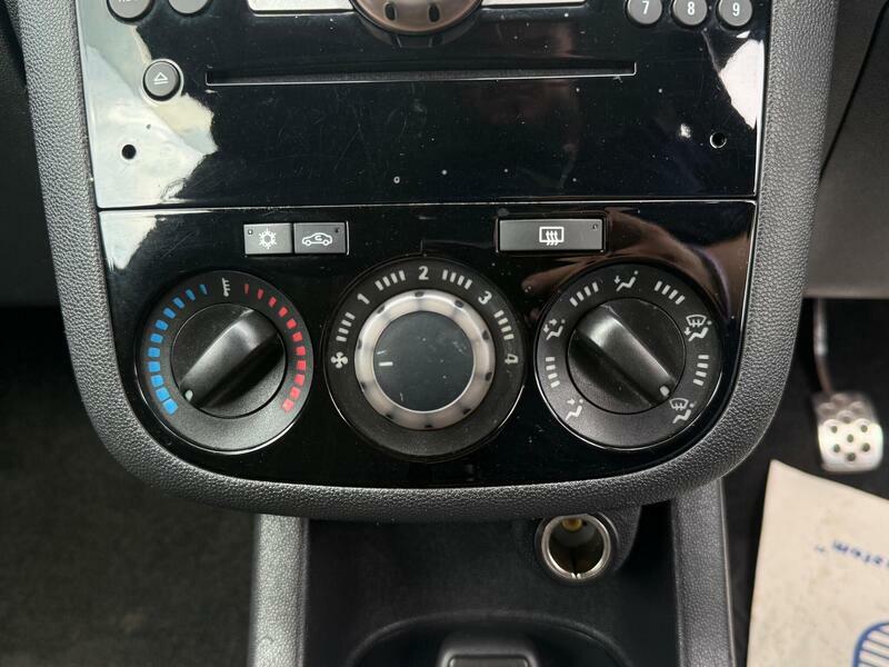 Vauxhall Corsa 1.2 Excite Ac 83 Bhp Brown #39
