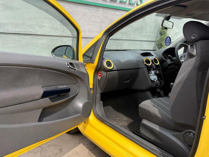 Vauxhall Corsa 1.2 Excite Ac 83 Bhp Brown #17