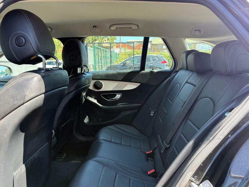Mercedes-Benz C Class C250d Amg Line White #29