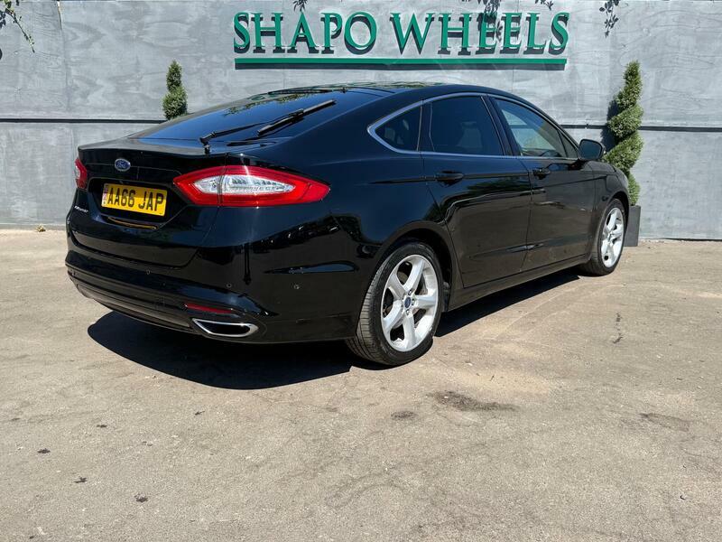 Ford Mondeo 2.0 Tdci Titanium Hatchback Powershift Black #5