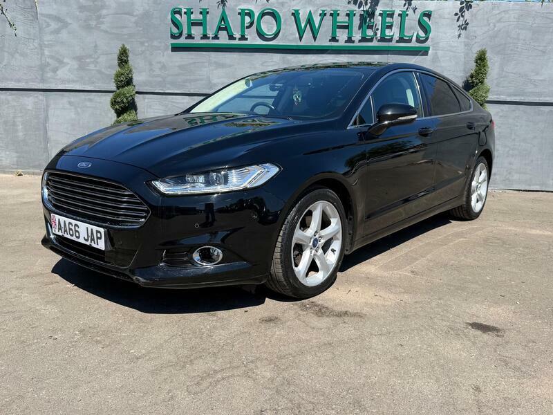 Ford Mondeo 2.0 Tdci Titanium Hatchback Powershift Black #4