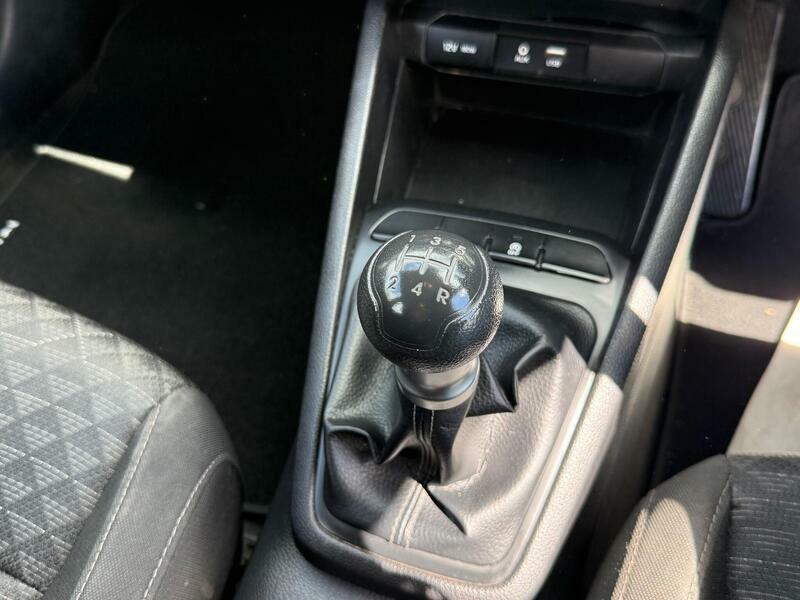 Kia RIO 3 Spec 1.0 T-gdi Red #43