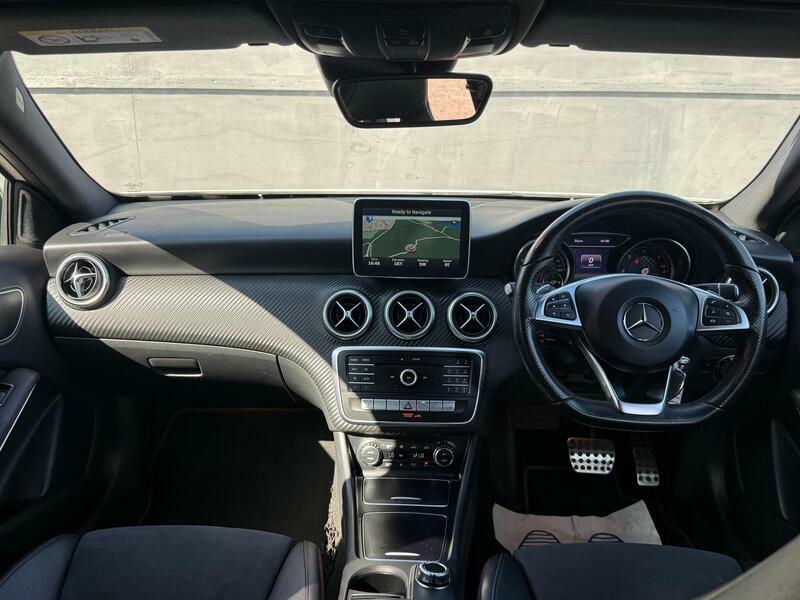 Mercedes-Benz A Class 2.1 A200d Amg Line Premium Hatchback White #3
