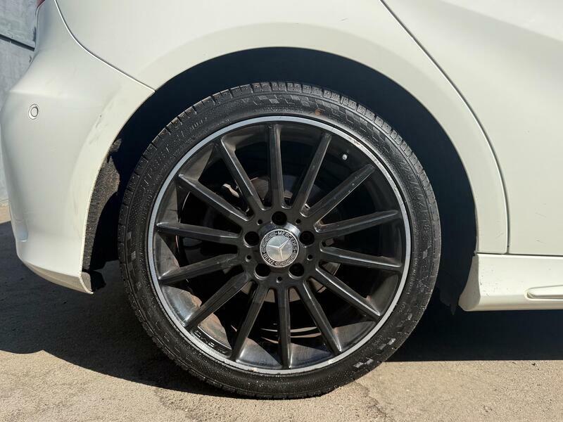Mercedes-Benz A Class 2.1 A 200 D Amg Line Premium Black #37