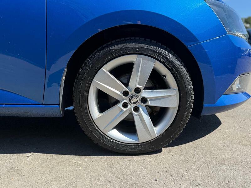 Skoda Fabia 1.0 Tsi Colour Edition  #37