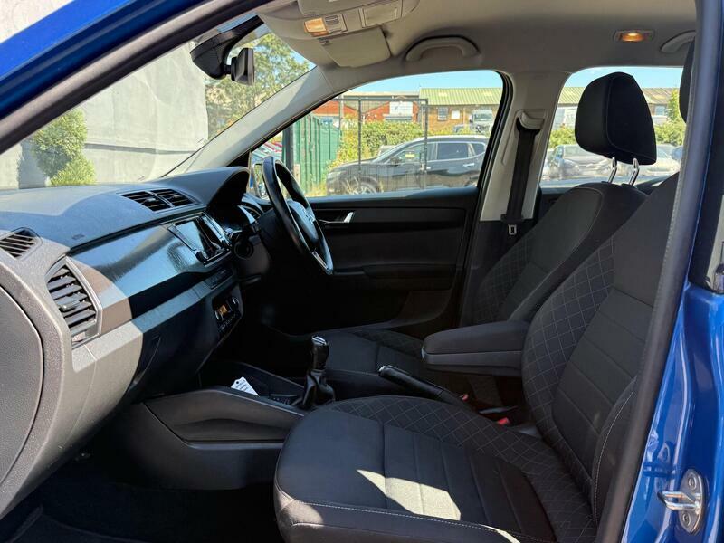 Skoda Fabia 1.0 Tsi Colour Edition  #18