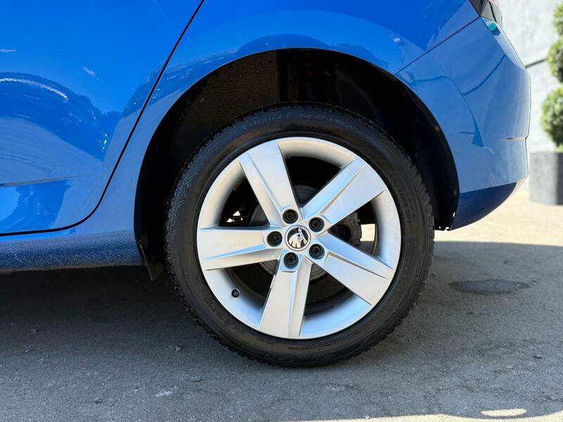 Skoda Fabia 1.0 Tsi Colour Edition  #35