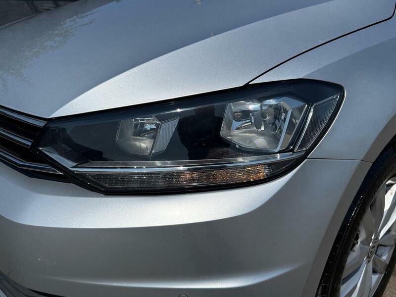 Volkswagen Touran Mpv Blue #27