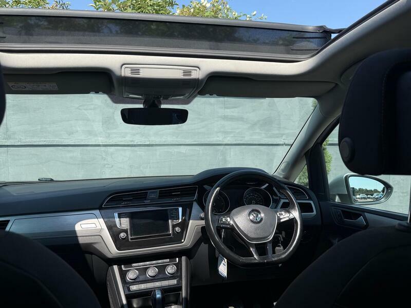 Volkswagen Touran 1.6 Tdi Bluemotion Tech Se Family Mpv D Silver #3