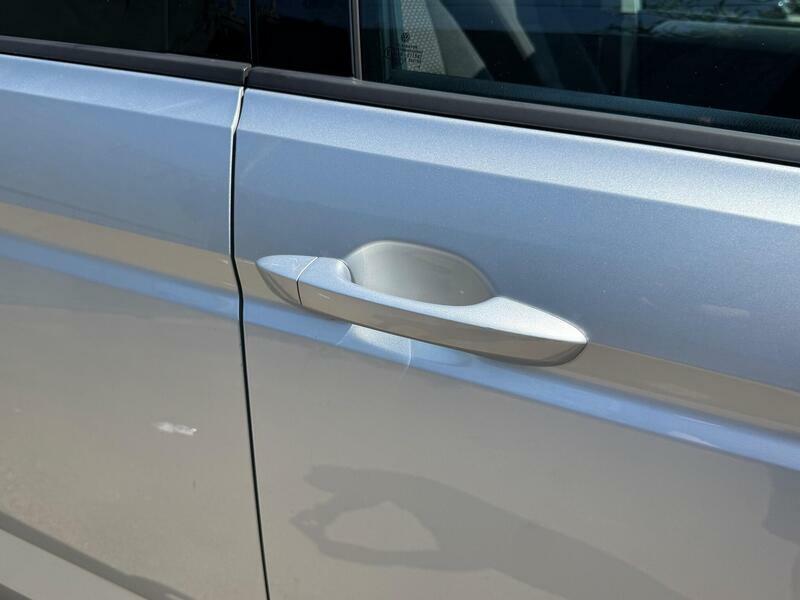Volkswagen Touran Mpv Blue #31