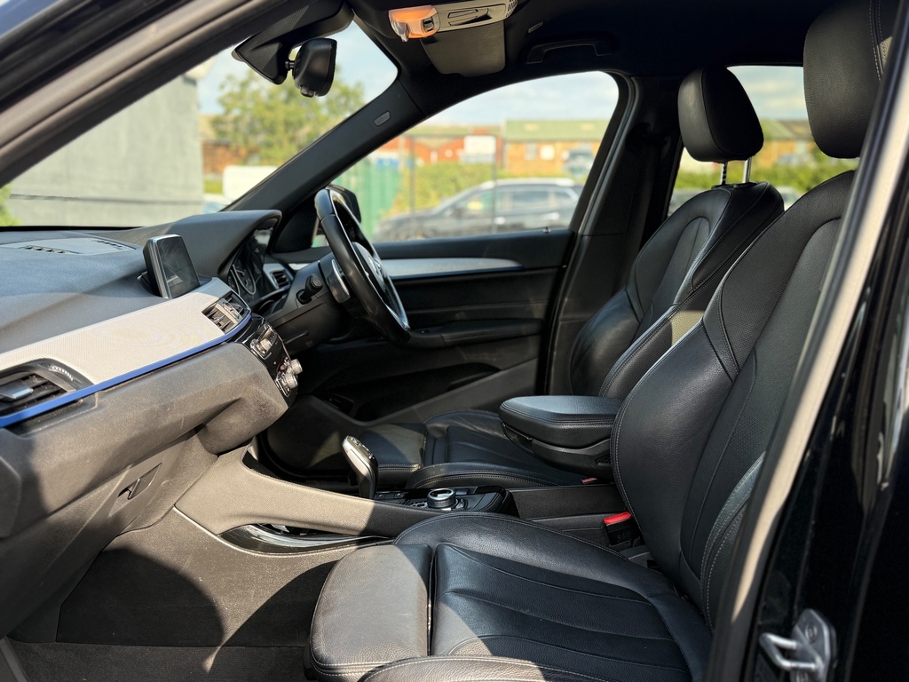 BMW X1 Xdrive18d M Sport White #22