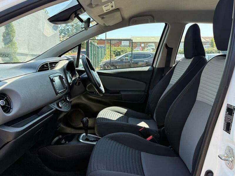 Toyota Yaris Icon Tech Brown #18