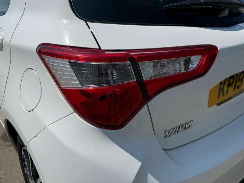 Toyota Yaris Icon Tech Brown #27