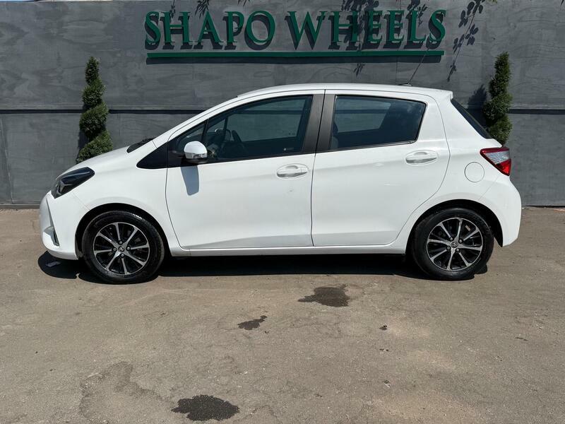 Toyota Yaris Icon Tech Brown #7