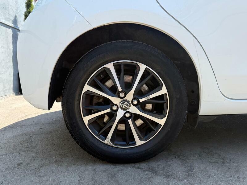 Toyota Yaris Icon Tech Brown #35