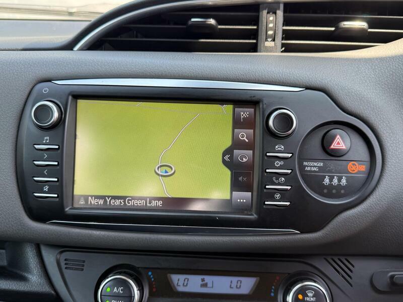 Toyota Yaris Icon Tech Brown #51