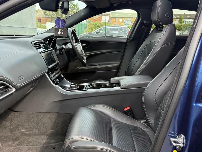 Jaguar XE 2.0D 180 R-sport White #21
